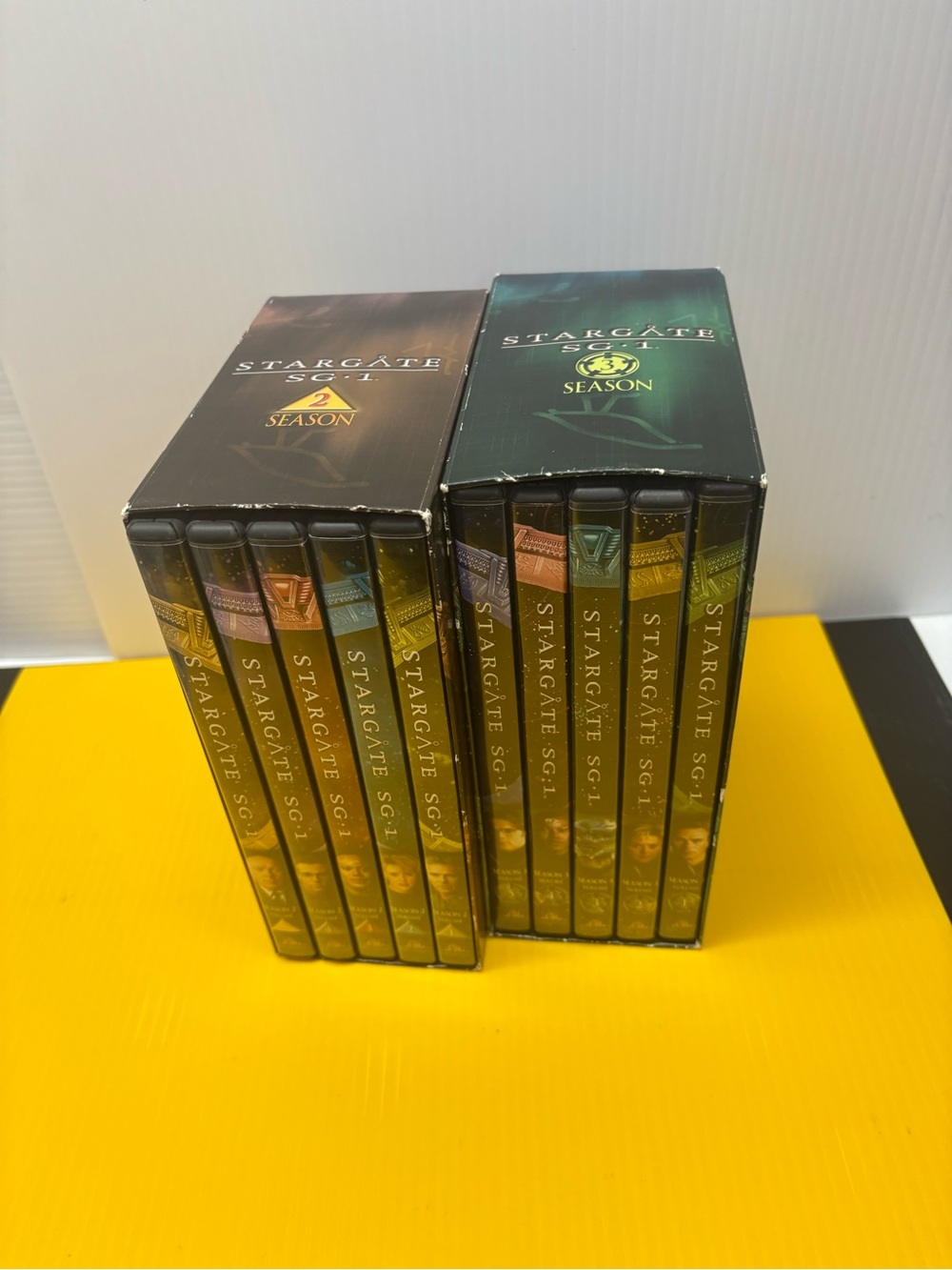 Stargate SG-1 Season 1 and Season 2 Dvd Set Lot - Picture 5 of 7